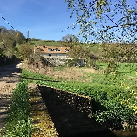 Hotel Domaine Du Moulin De Champie - Plaine De Versailles 3*